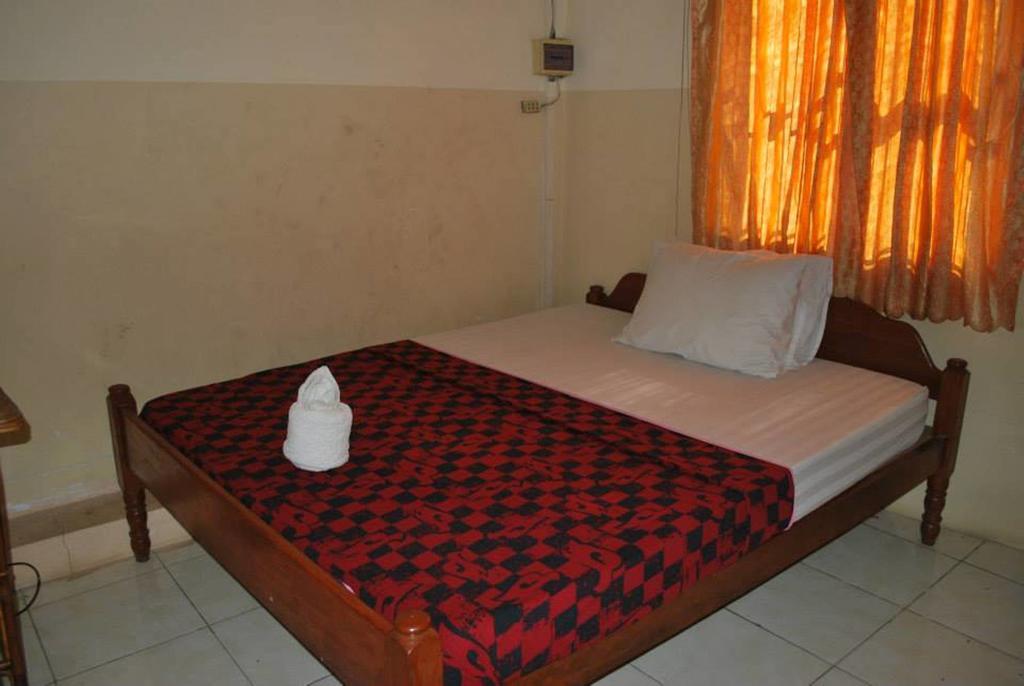 Longlin House I Hotel Phnom Penh Room photo
